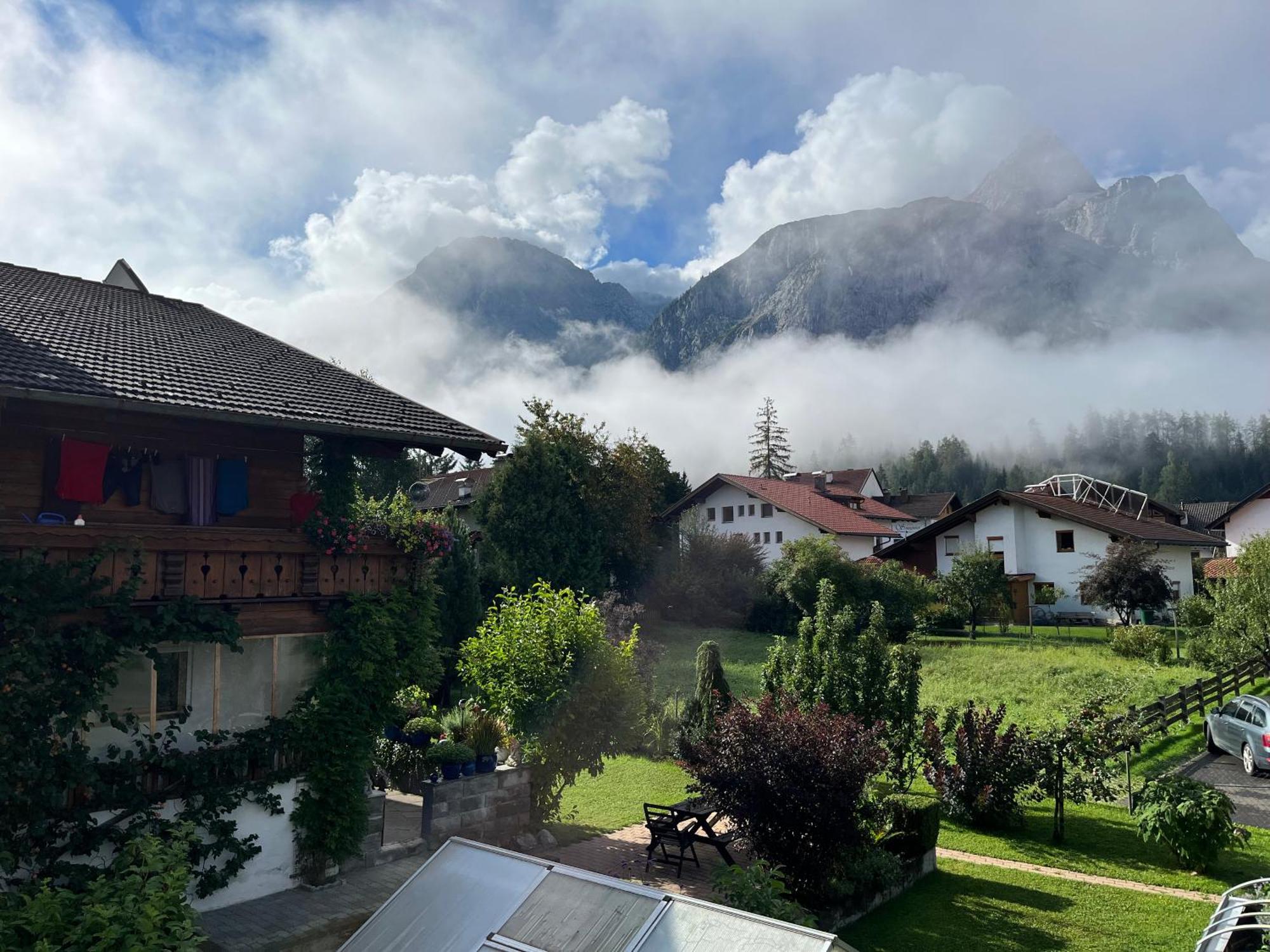 Haus Alpenblume Apartment Ehrwald Bagian luar foto