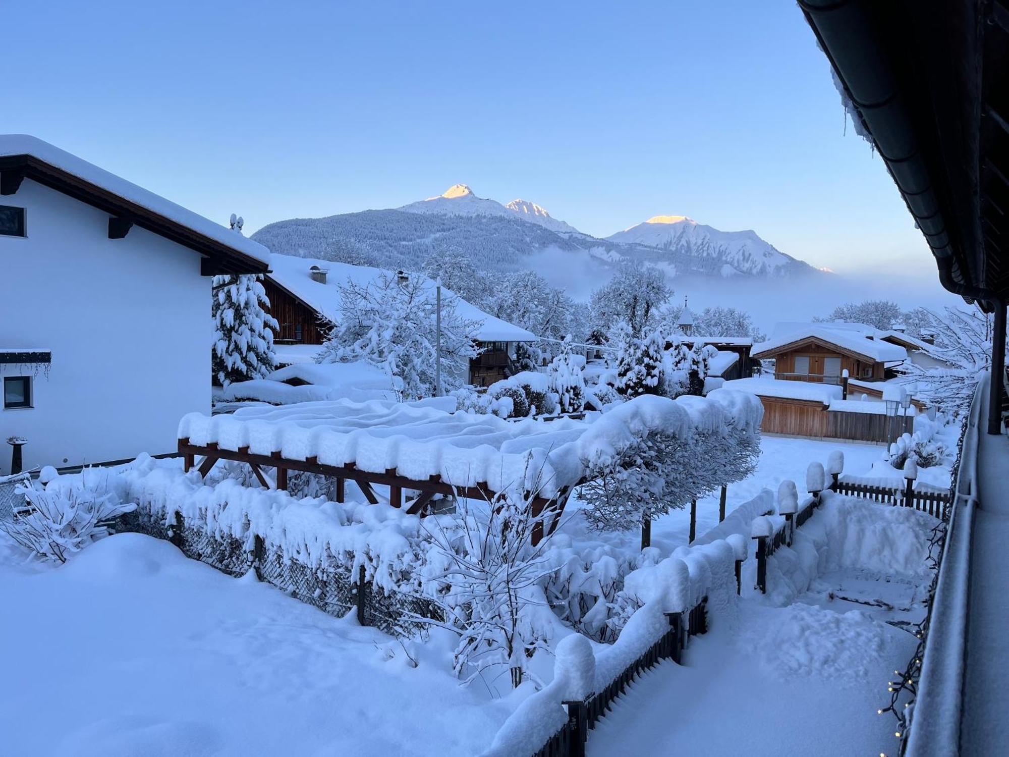 Haus Alpenblume Apartment Ehrwald Bagian luar foto